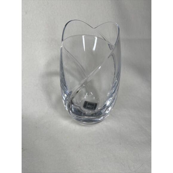 Mikasa Slovenia Finesse Vase Cut Crystal Clear Scalloped Rim Measures 5 1/2” - Picture 1 of 6